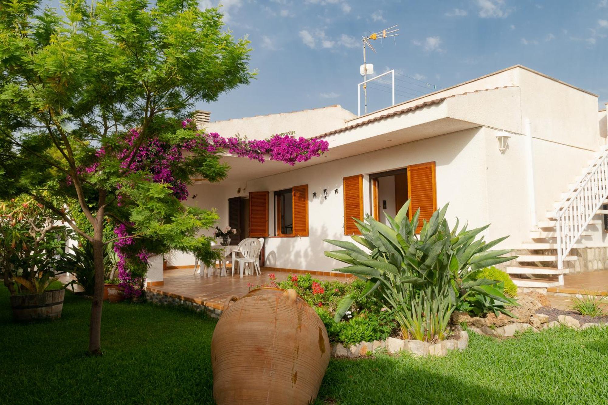 Exclusiva Villa Con Piscina Calafat Ngoại thất bức ảnh