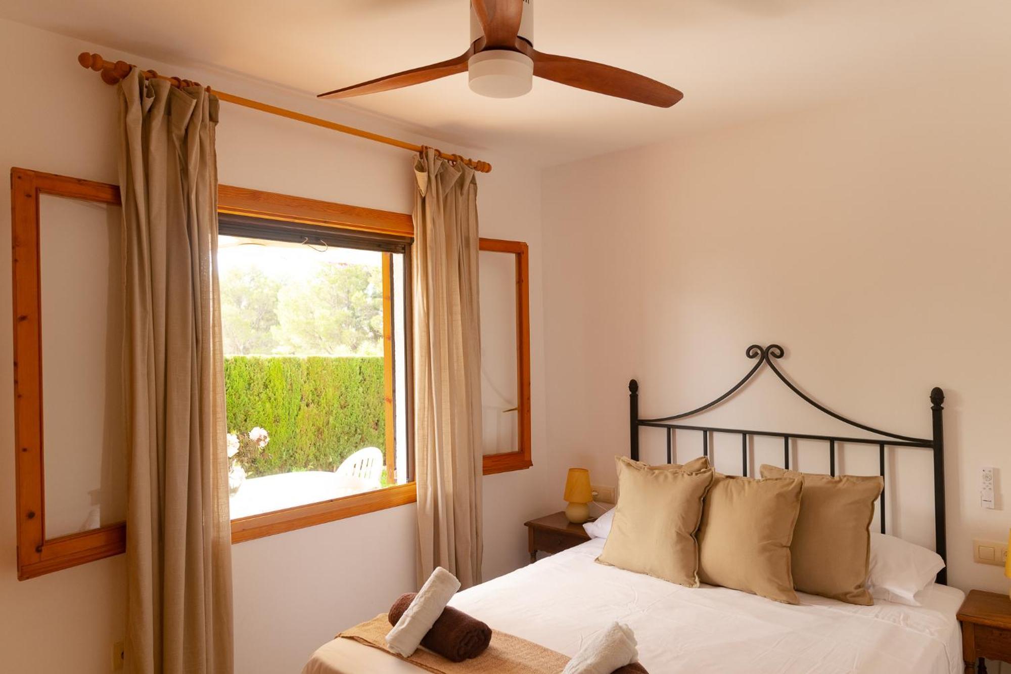 Exclusiva Villa Con Piscina Calafat Ngoại thất bức ảnh